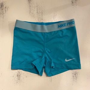 1x Nike Pro Spandex - Size Small